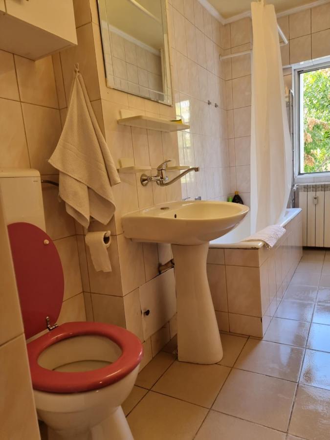 Unirii W/ Kitchen&balcony Apartament
